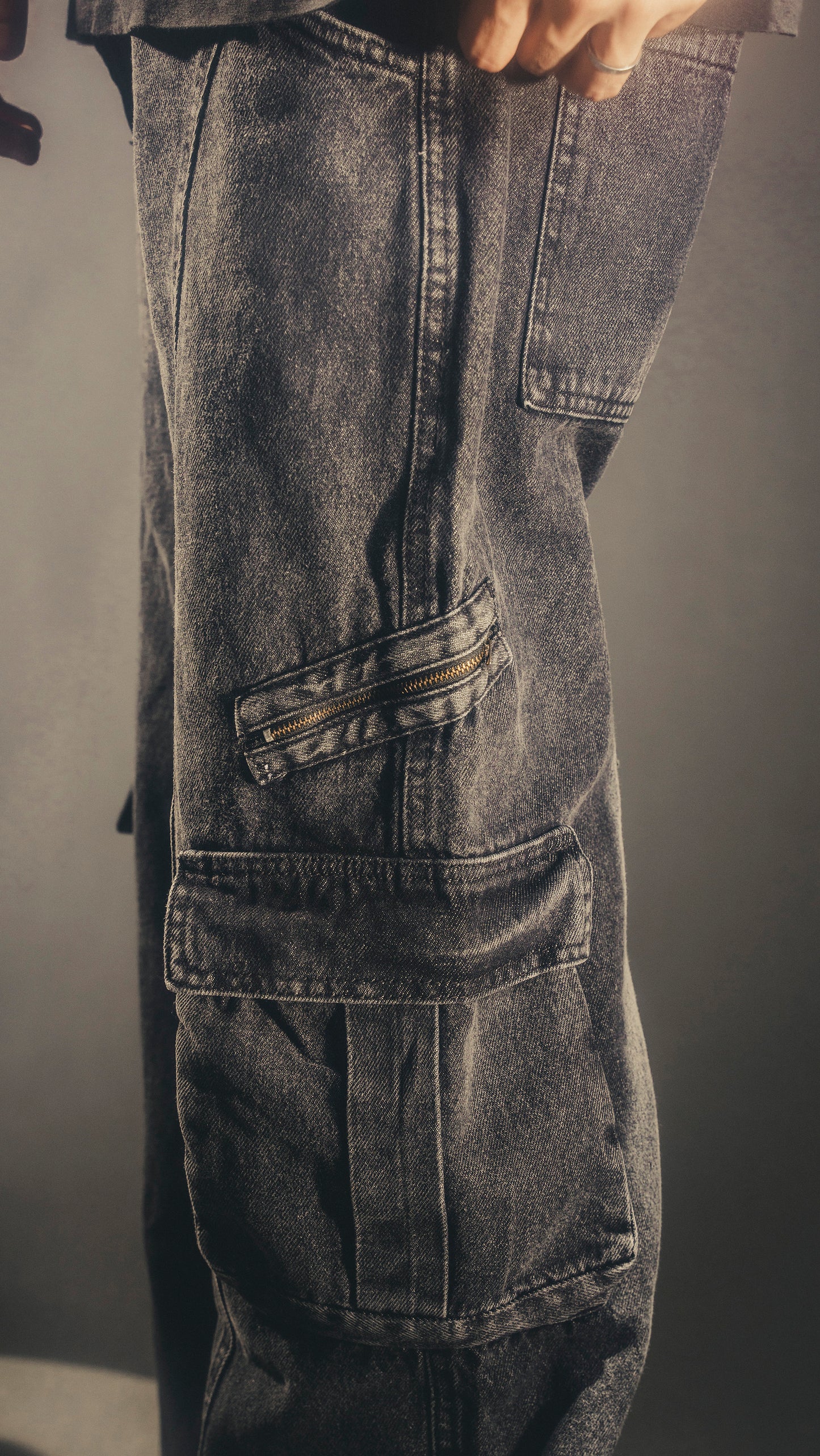 Puff-Pocket Jeans