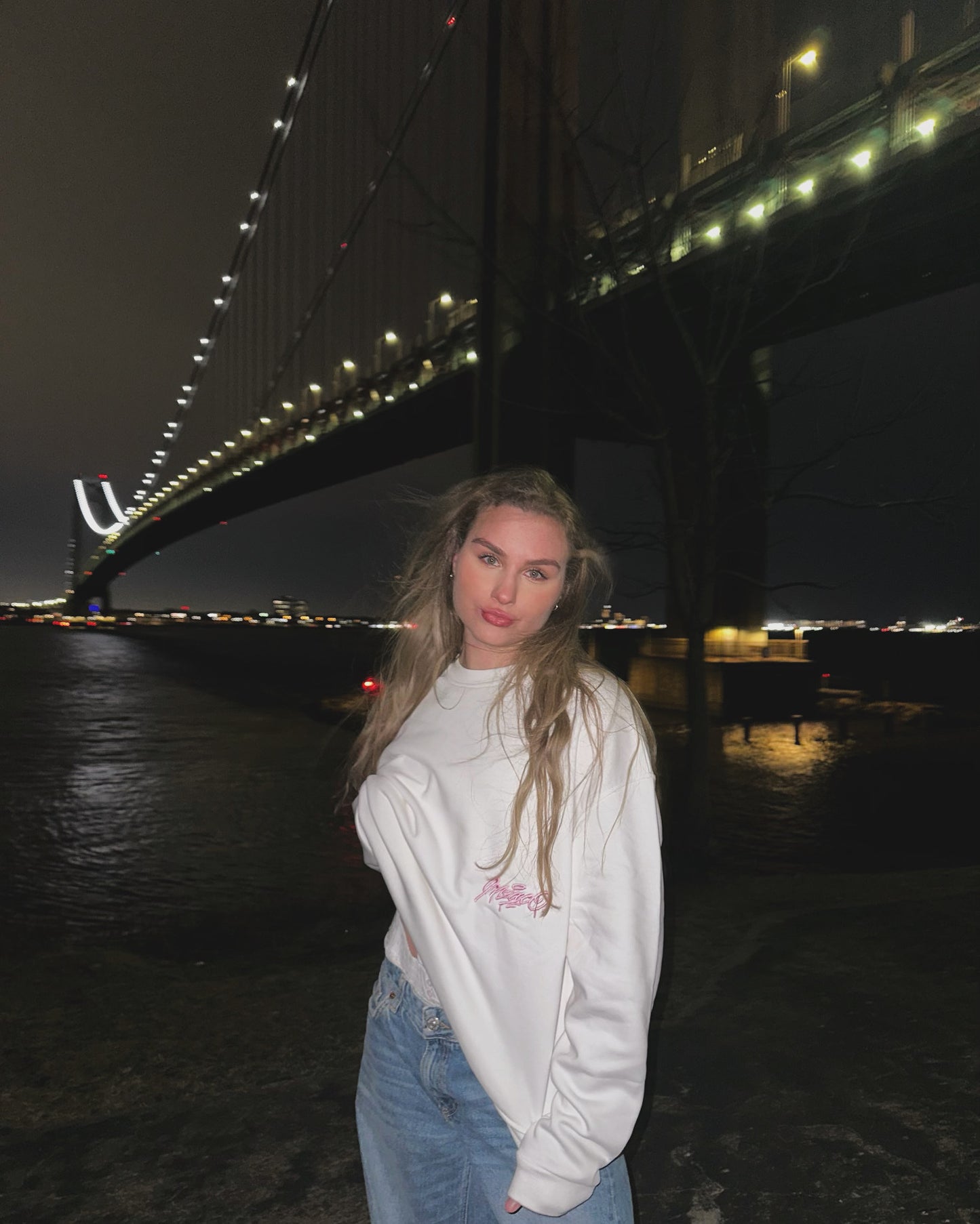 MZACO CREW-NECK (WHITE)