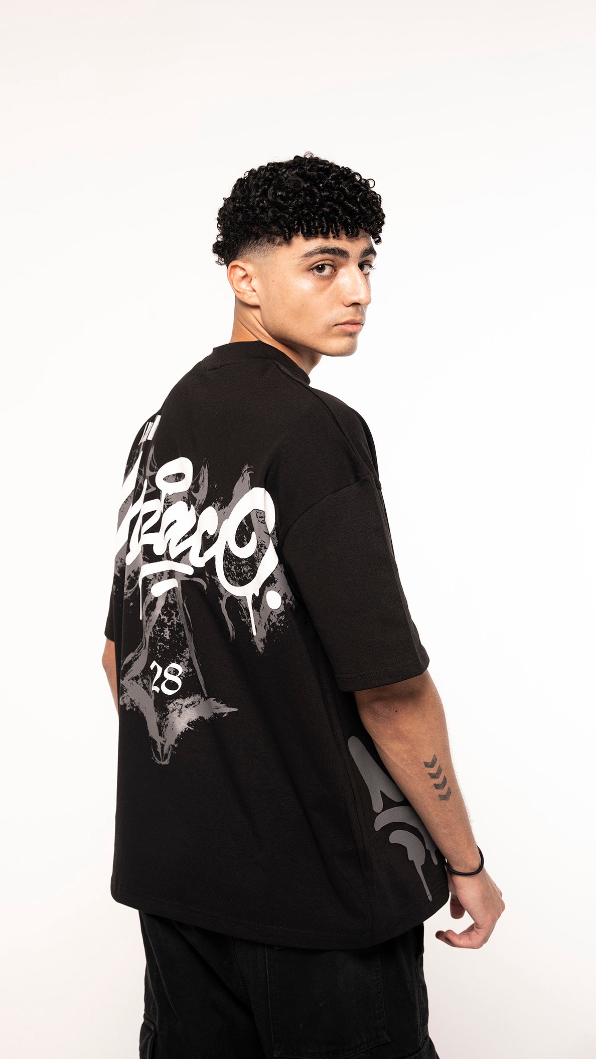 28 Tee “Black”