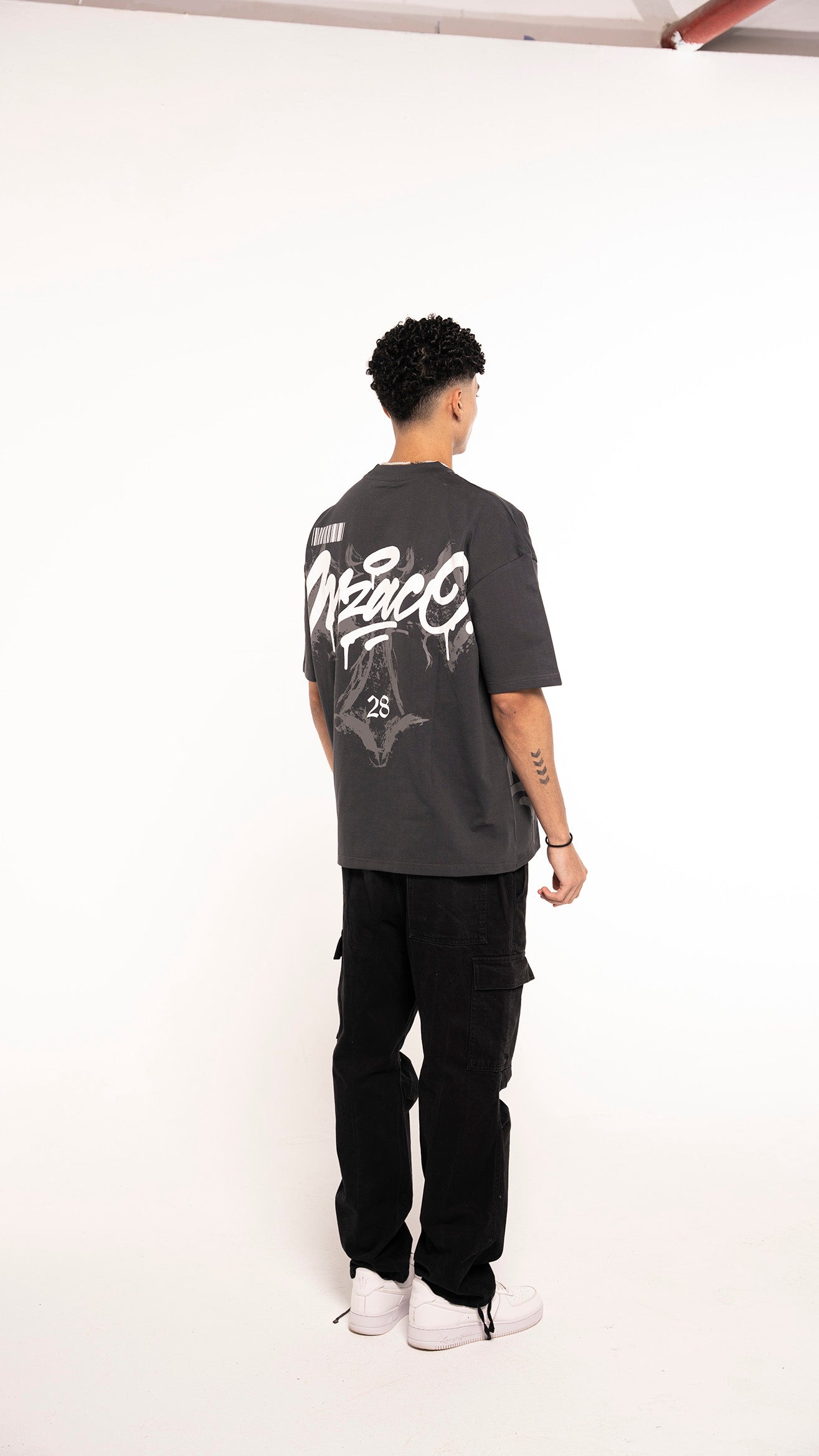 28 Tee “Grey”