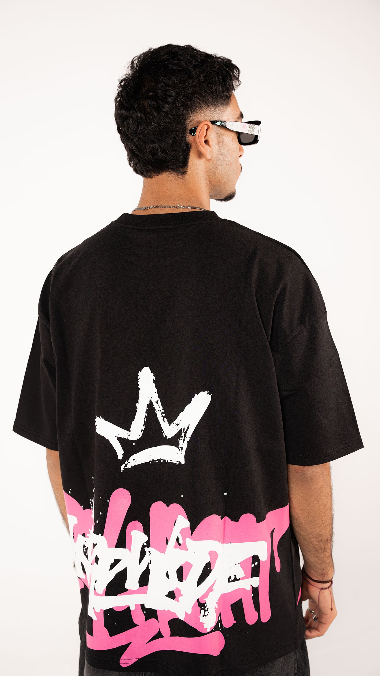 “WORLDWIDE” TEE