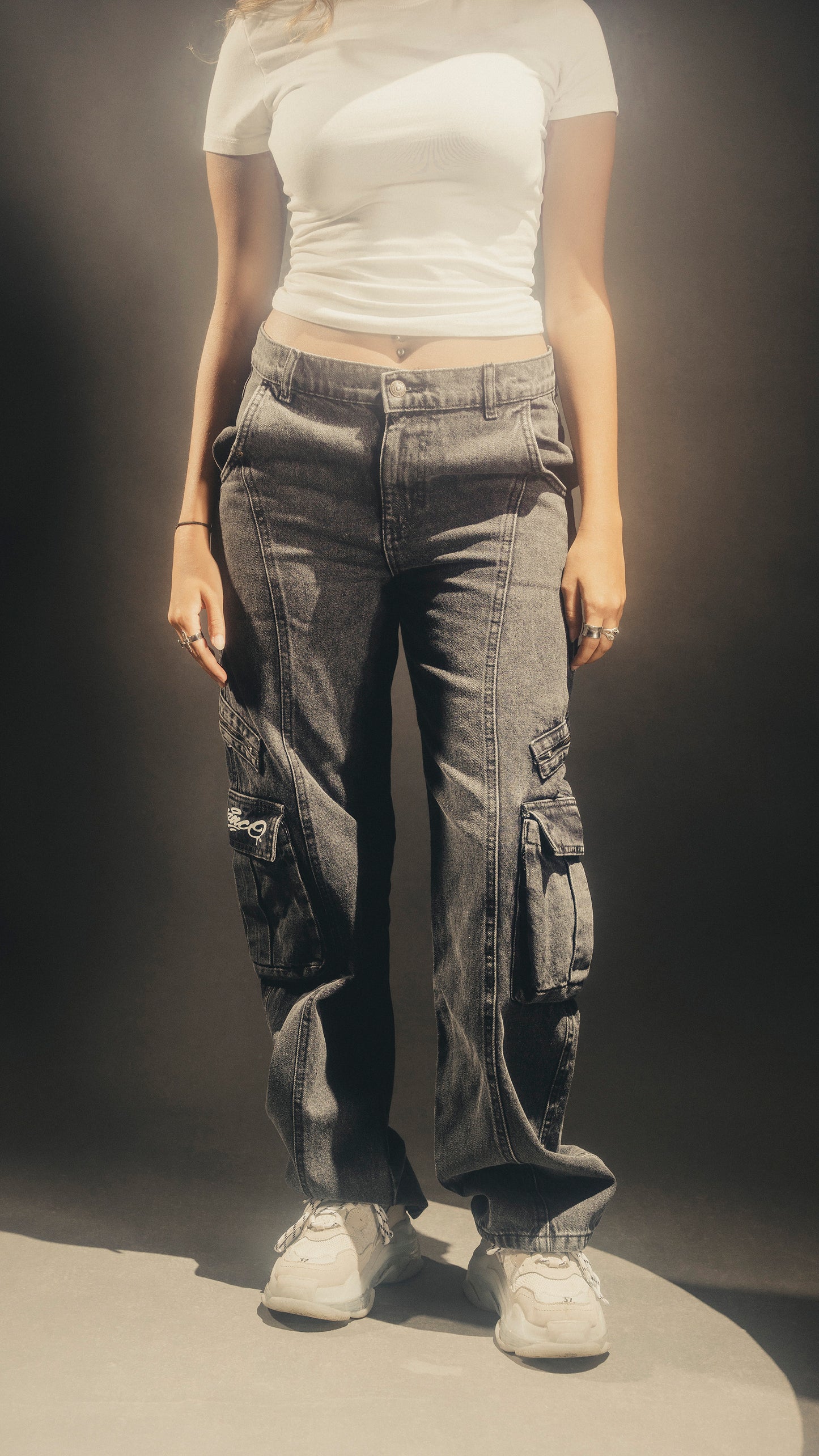 Puff-Pocket Jeans